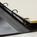 Segtuvai su žiediniu įsegimo mechanizmu